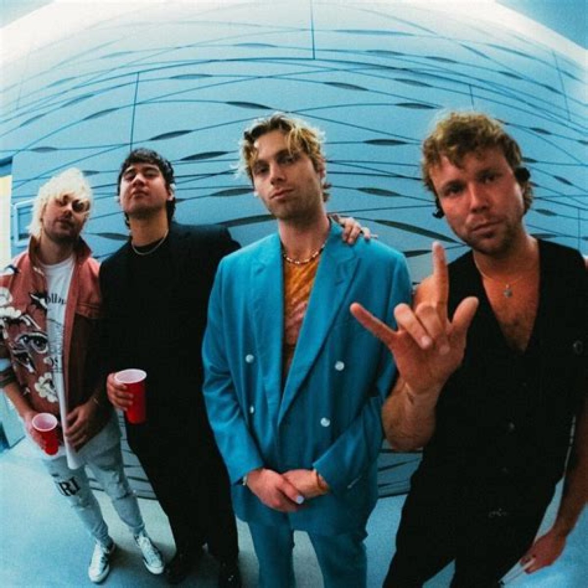 5 Seconds of Summer Go Glam Rock