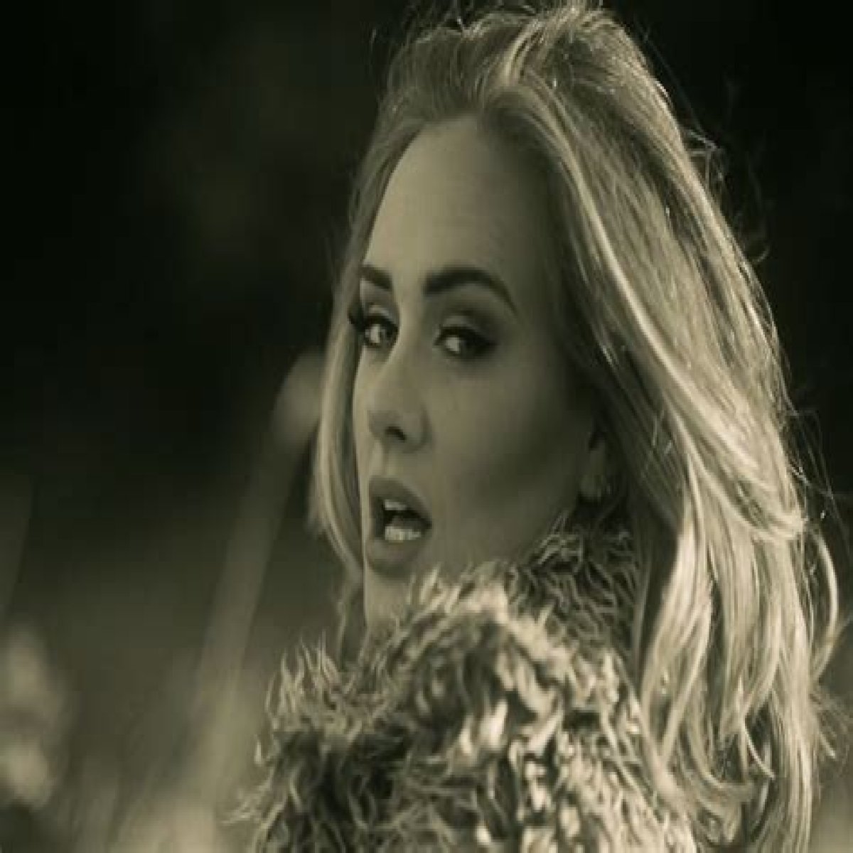 Adele is back... and so are the tears