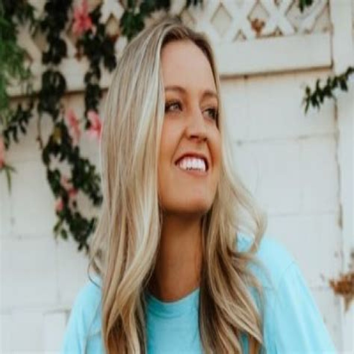 All About Nicole Renard Age, Net Worth, Relationship, Career