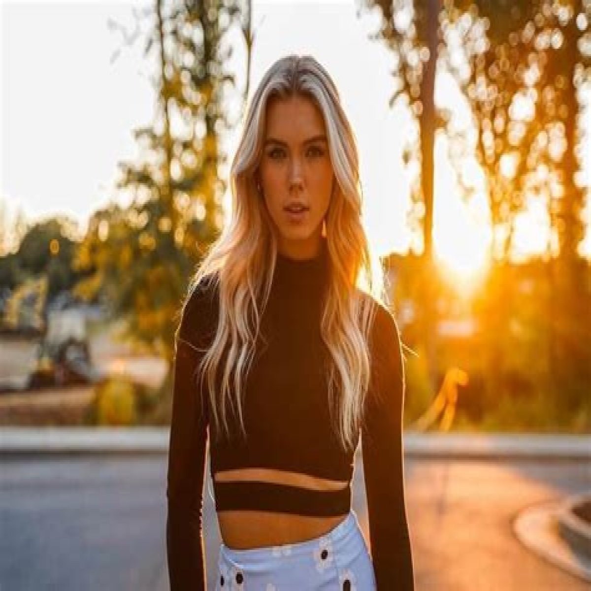 Caroline Gregory Biography, Age, Height, Boyfriend, Net Worth