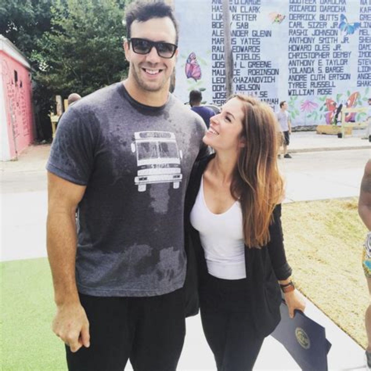  Connor Barwin’s girlfriend Laura Buscher 