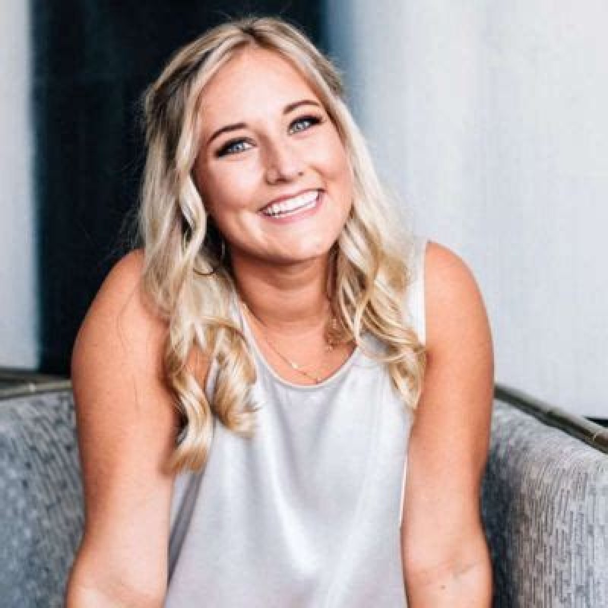 Ellie Woods- Wiki, Age, Height, Net Worth, Husband, Career