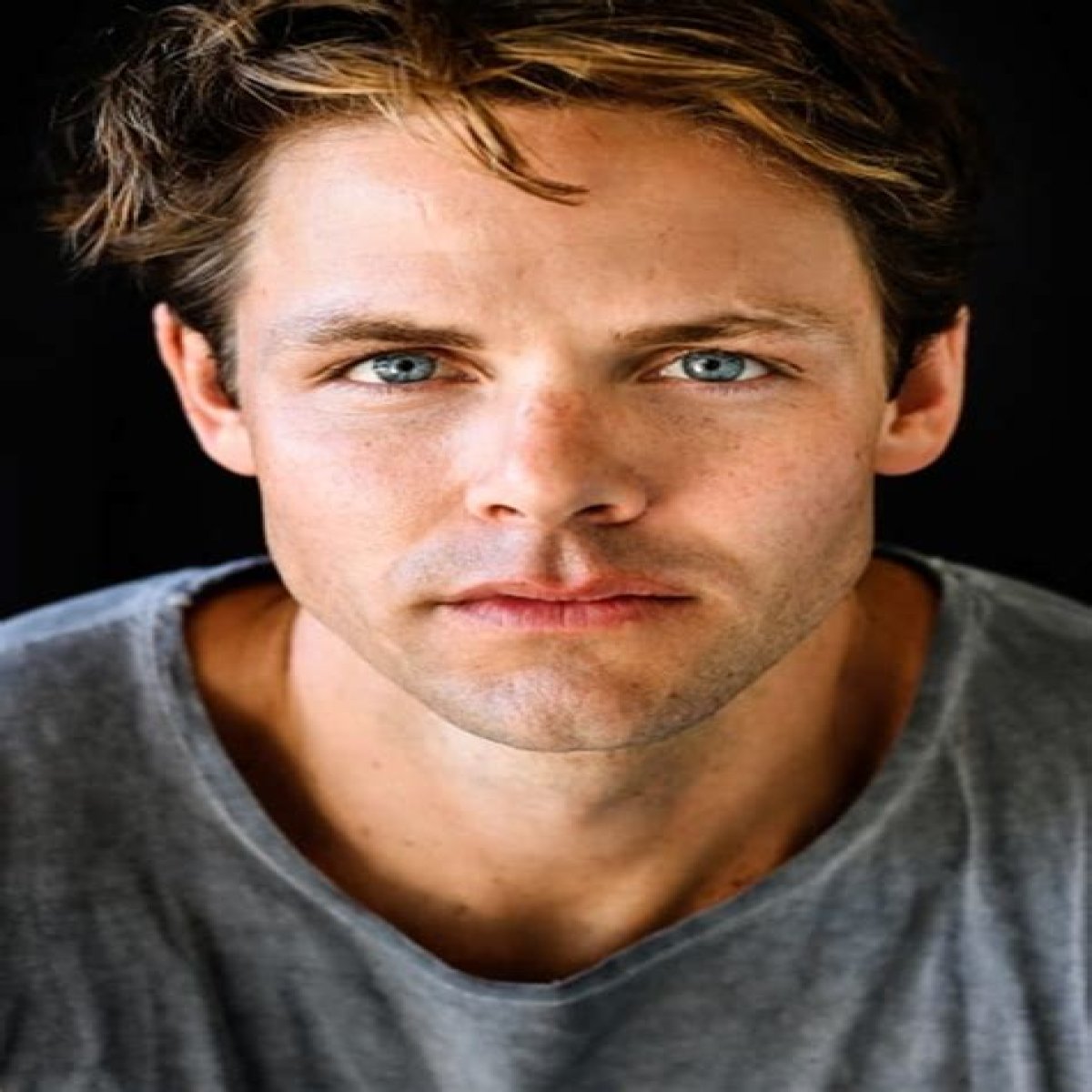Explore Lachlan Buchanan Wiki Facts, Age, Height & Relationship!
