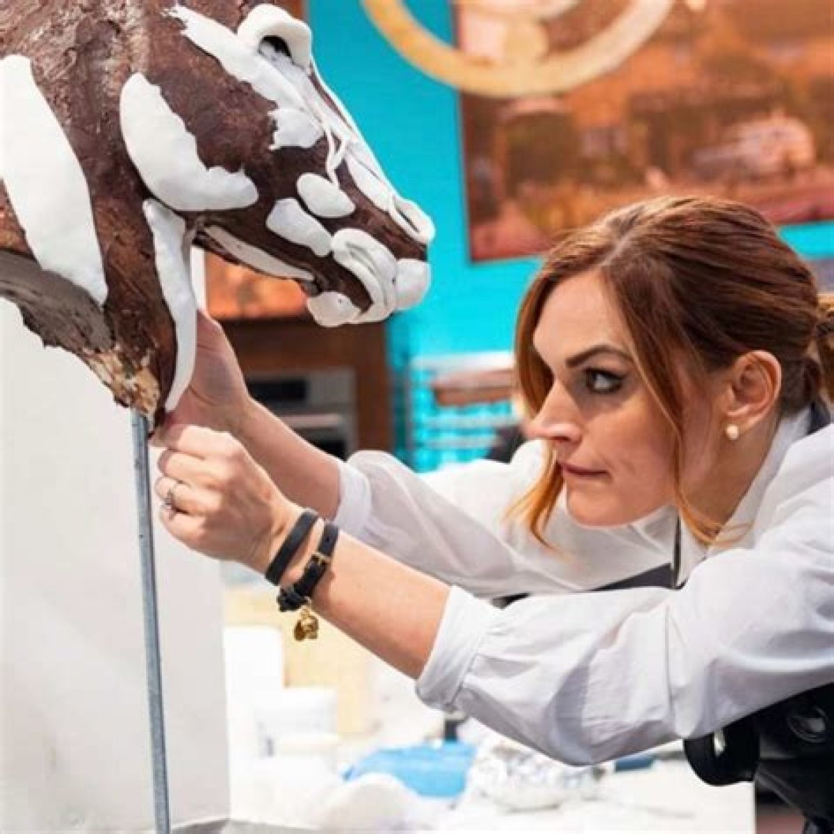 Get To Know Baker Elizabeth Rowe Age, Married, Is It Cake, Too?