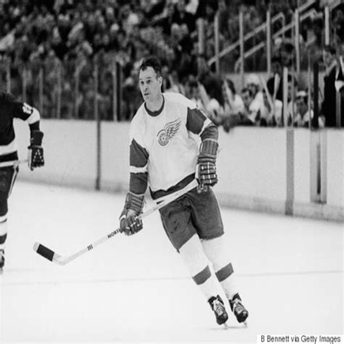 Gordie who's nicknamed Mr. Hockey