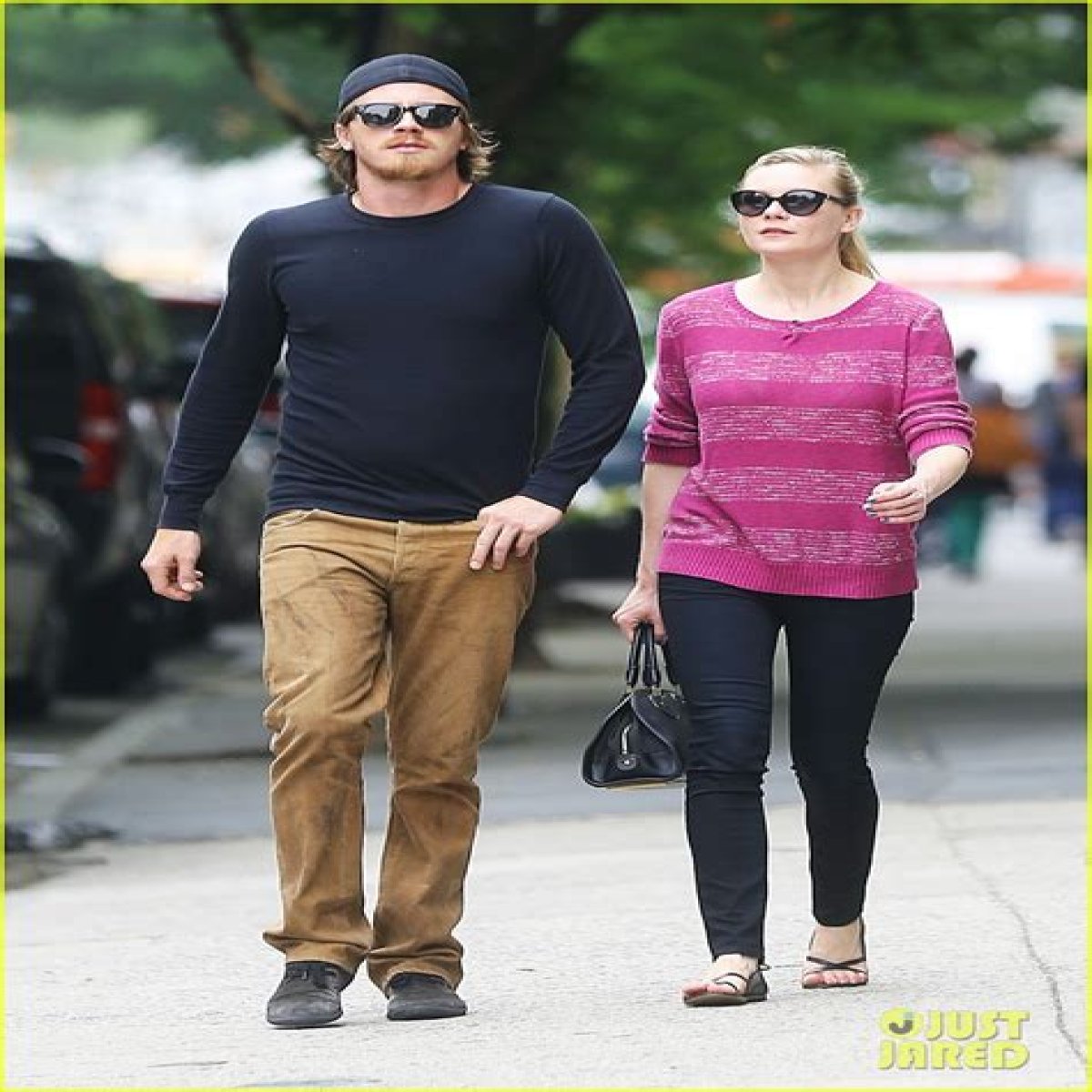 Kirsten Dunst: Boyfriend, net worth, tattoos, smoking & body measurements