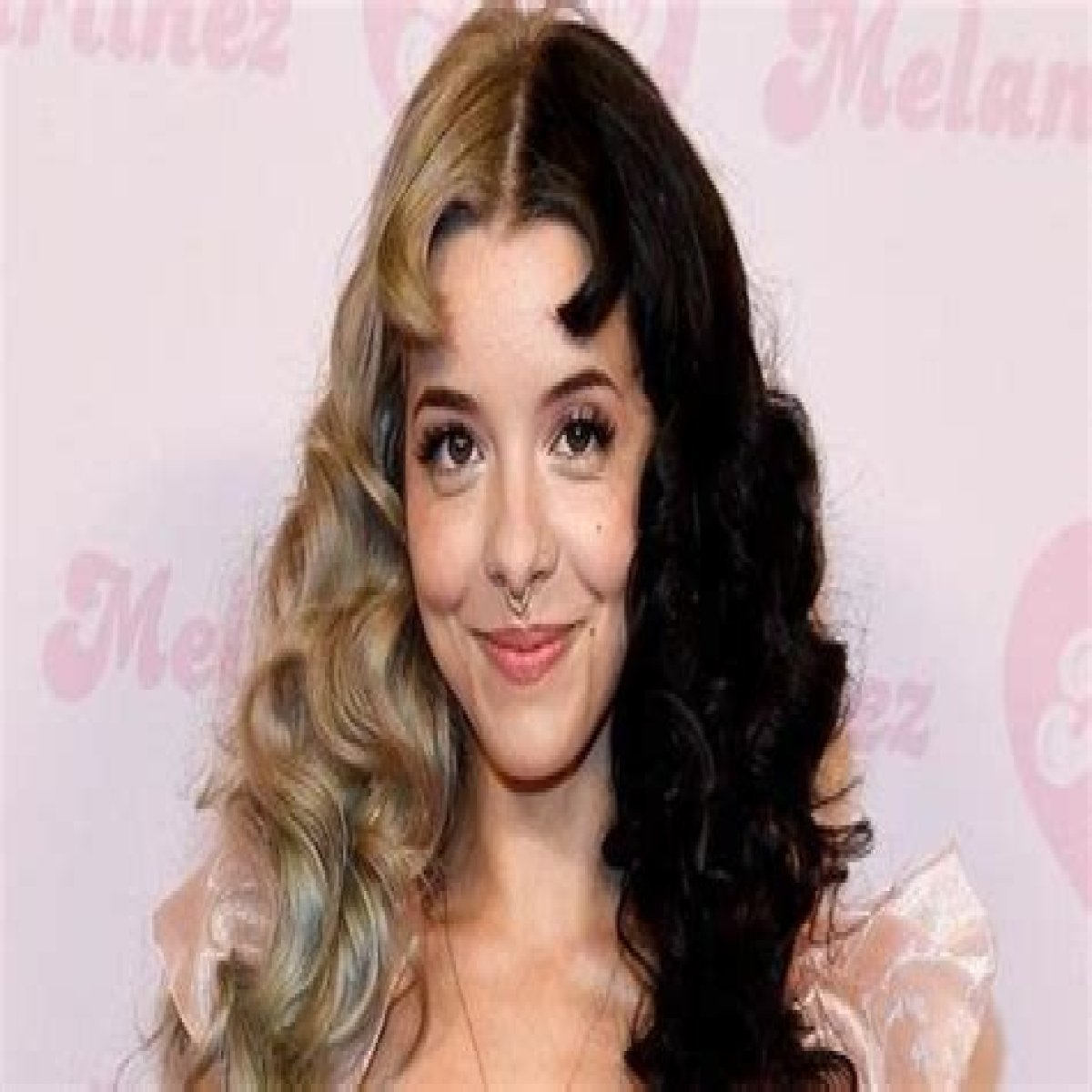 Melanie Martinez Biography, Age, Height, Husband, Net Worth, Family