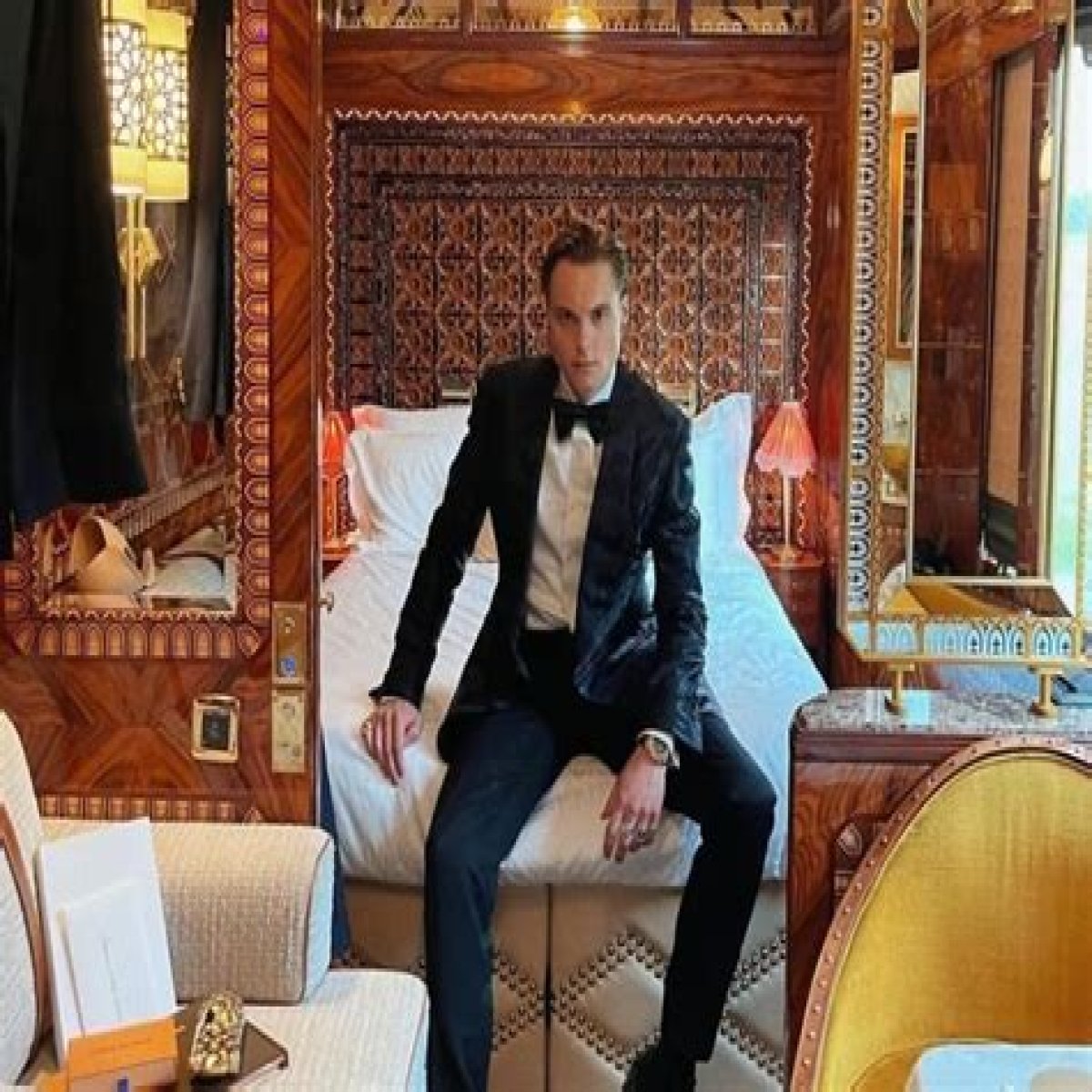 Norwegian billionaire engaged to his boyfriend