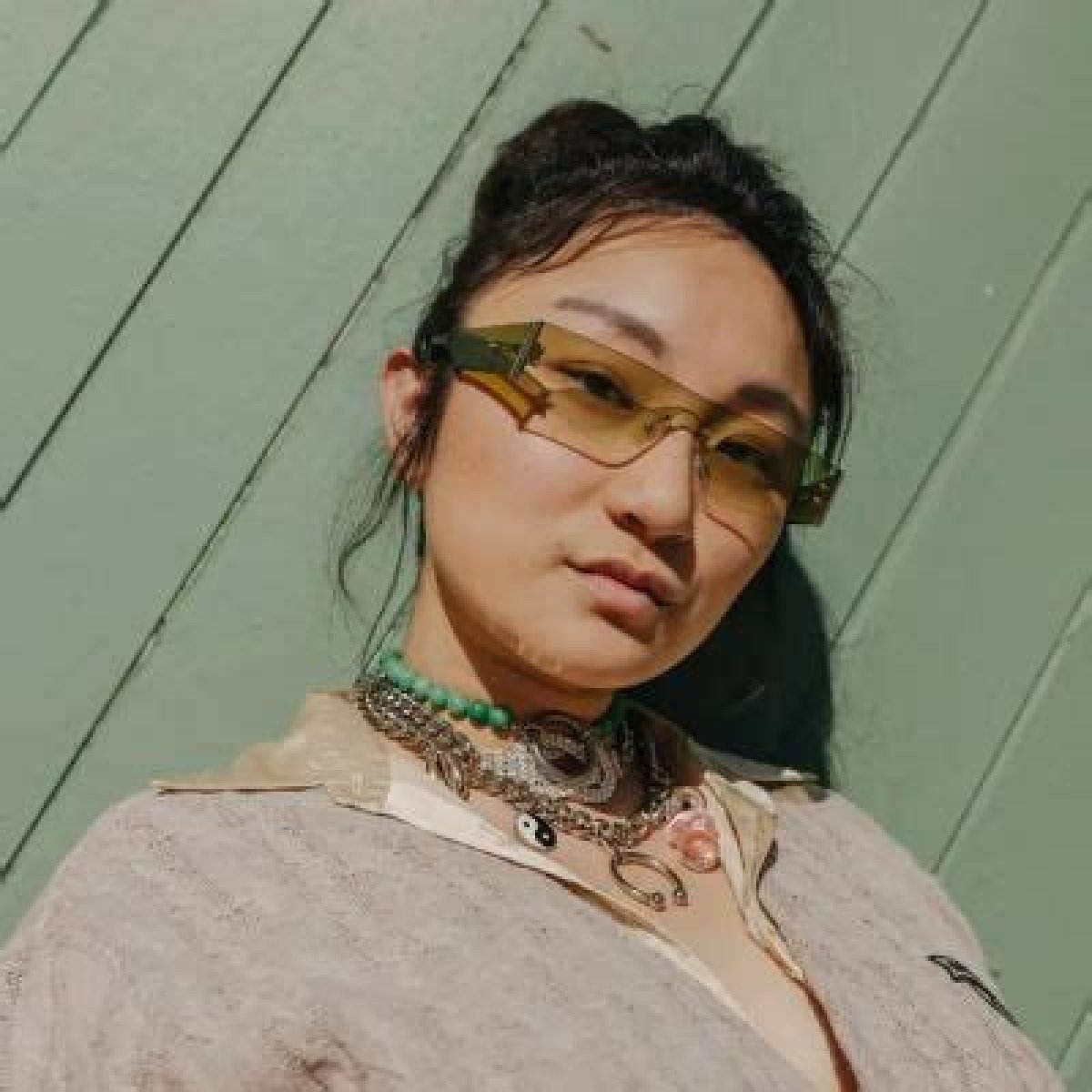 Poppy Liu i: Age, Birthday, Height, Net Worth, Wiki, Biography, Sister, Lucy Liu, Parents, Dating, Queer