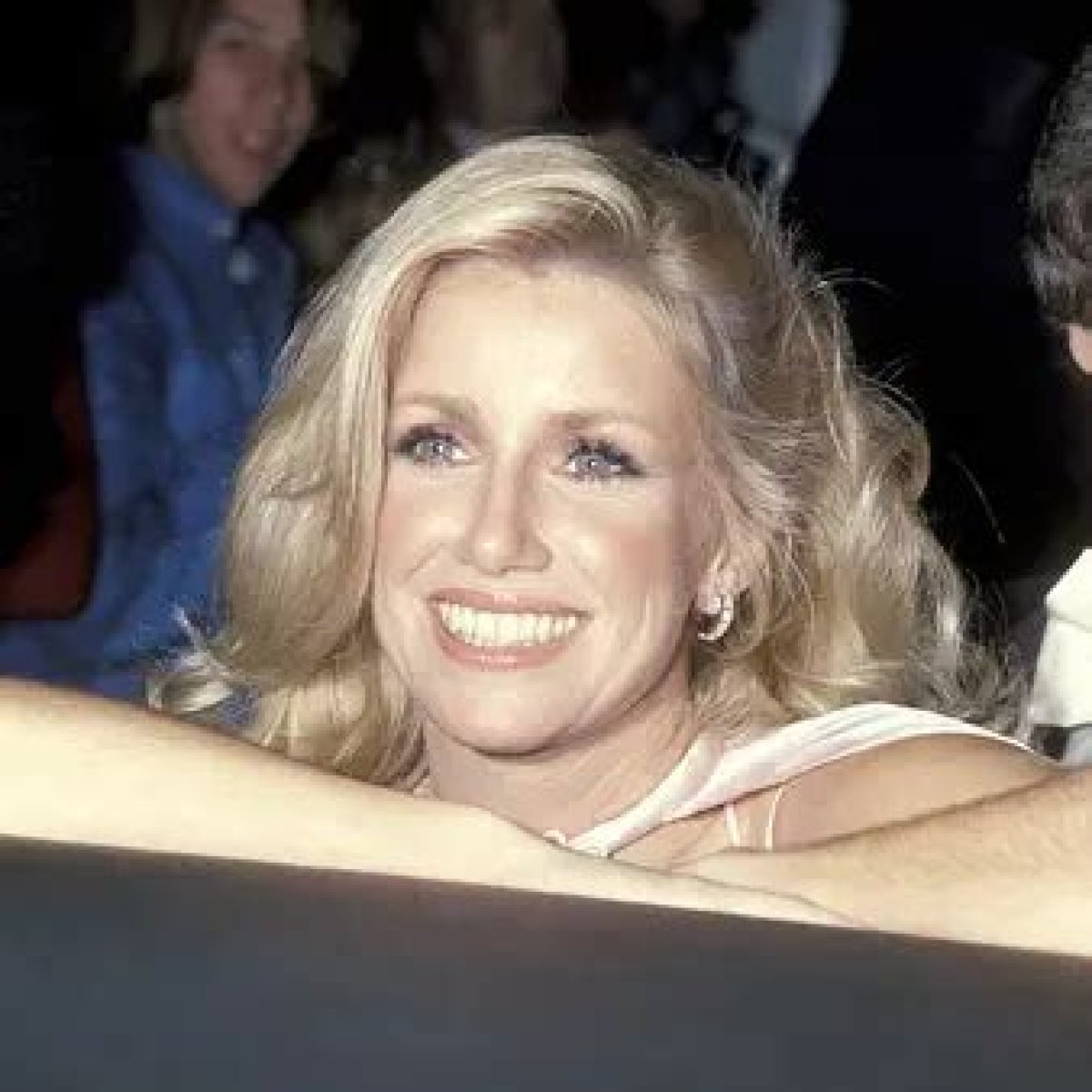 Suzanne Somers Net Worth | Celebrity Net Worth