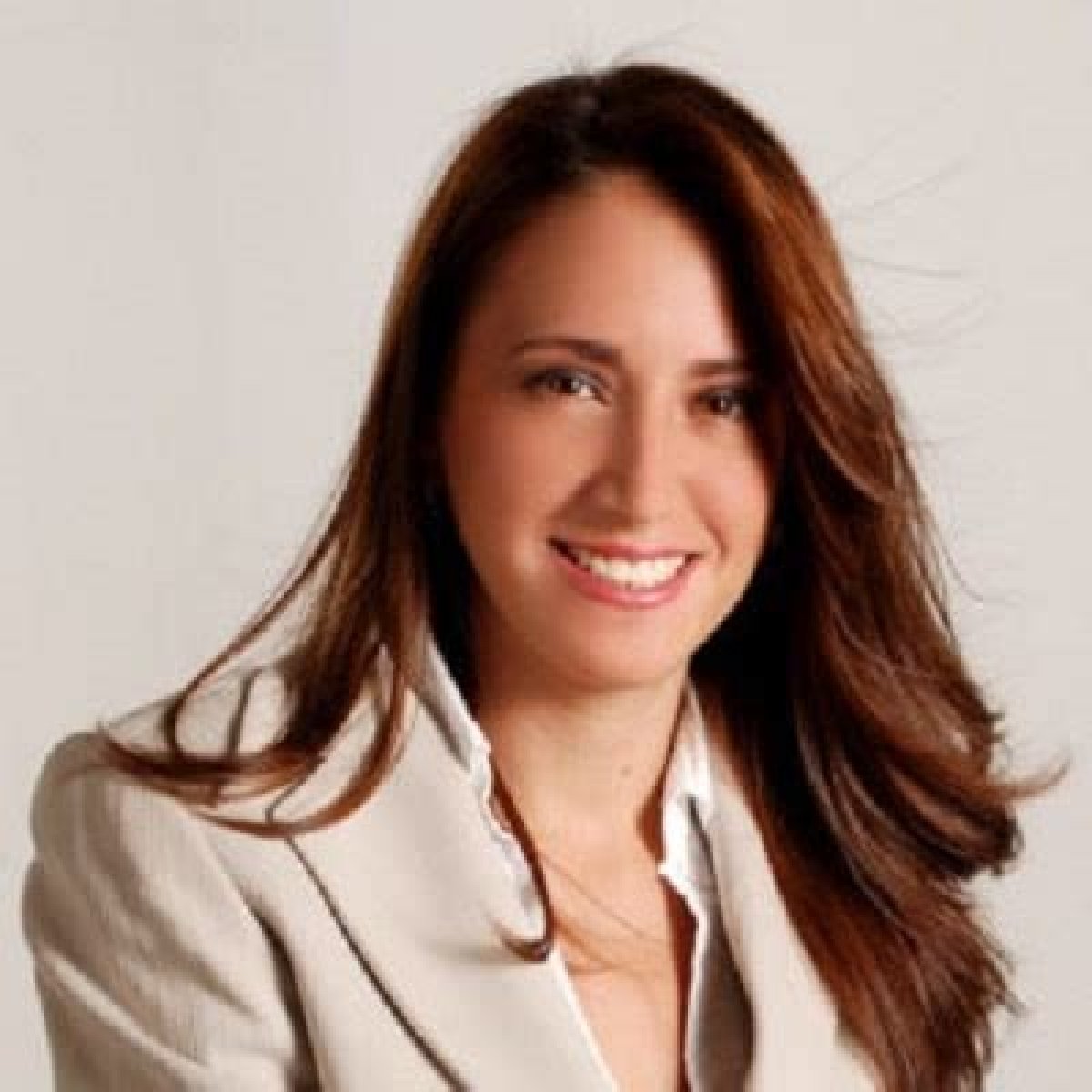 Vanessa Ramos - Bio, Age, Single, Nationality, Body Measurement, Career