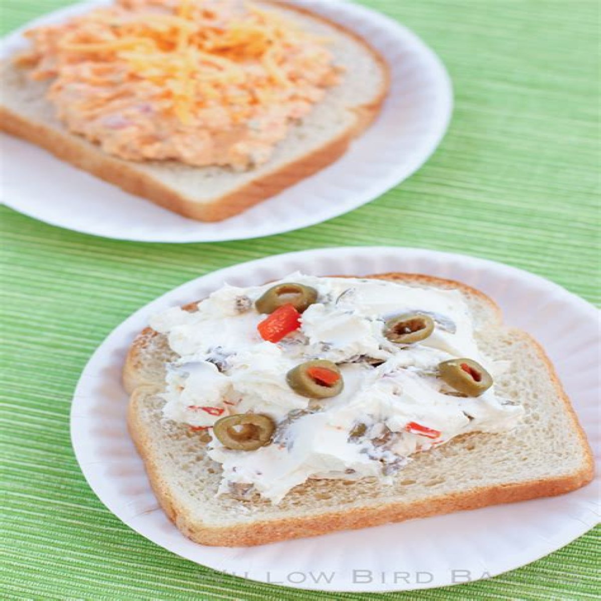 White spread for sandwiches for short