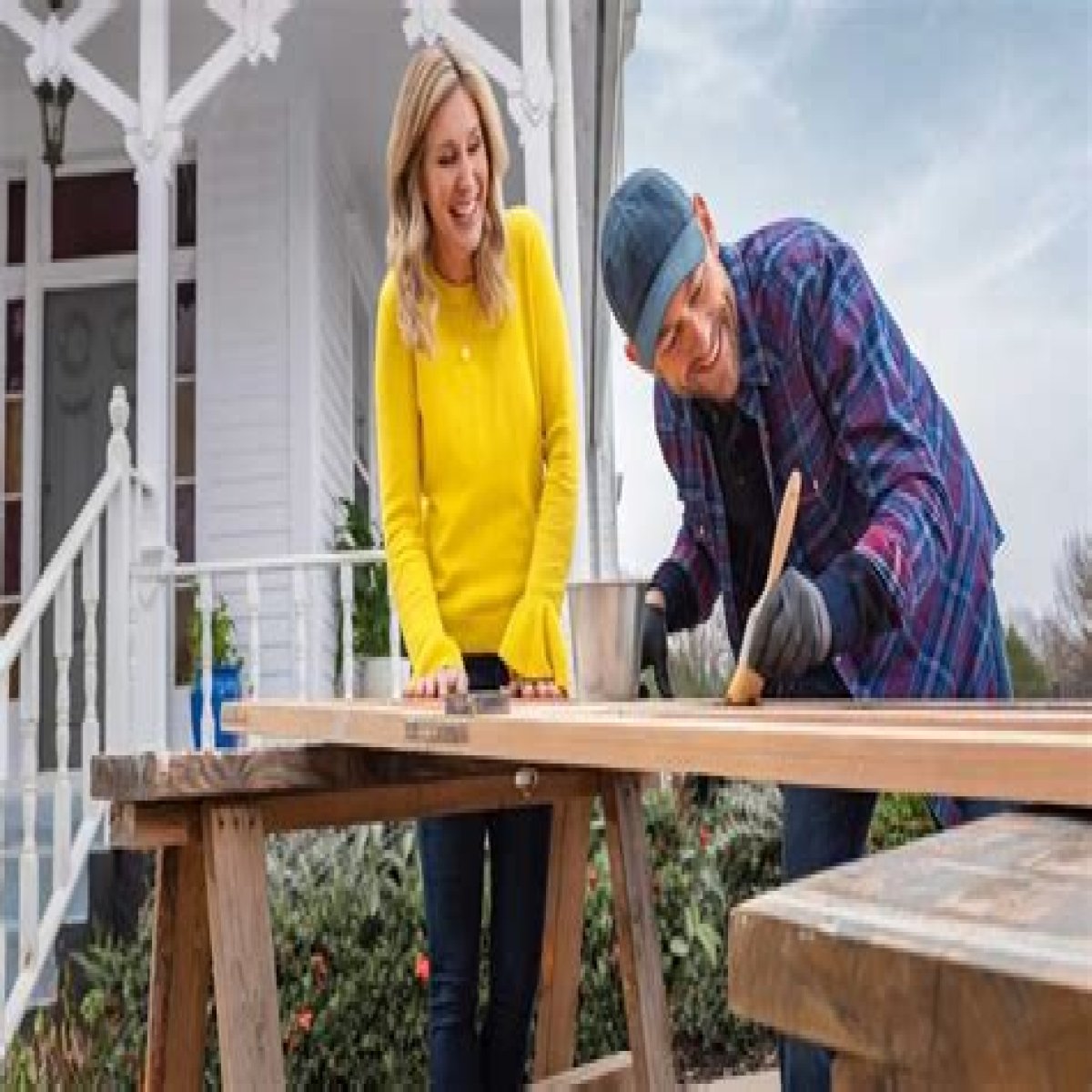 Who Pays For The Renovations On Fixer To Fabulous? – Celebrity